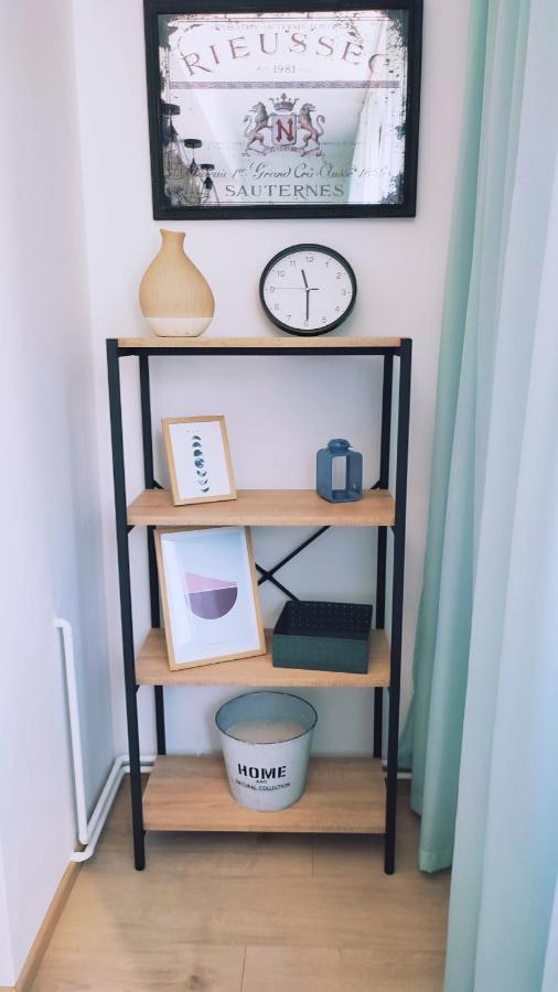 Appartamento Apartman Lena Tuzla Esterno foto