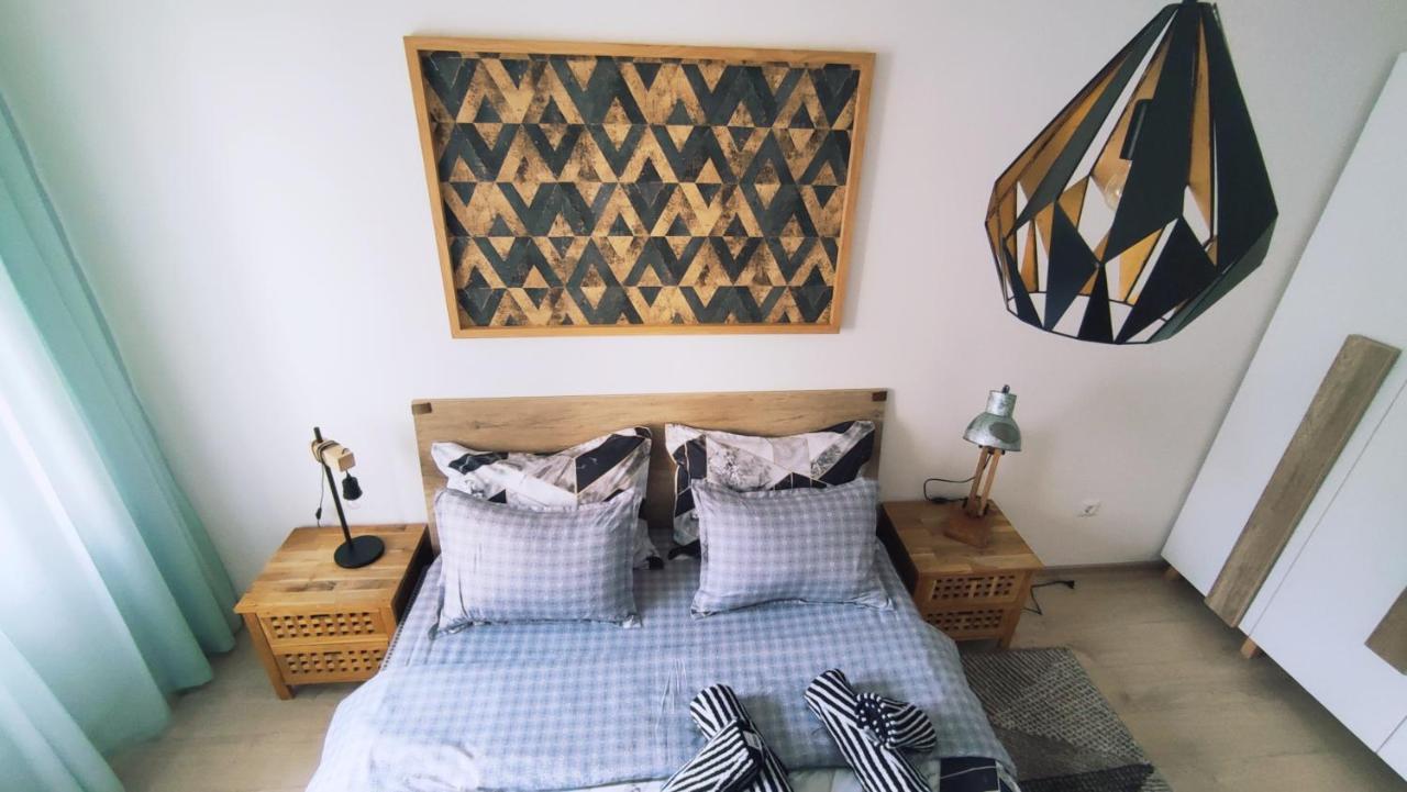 Appartamento Apartman Lena Tuzla Esterno foto